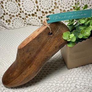 Hand carved shoe mild from Philippines WOOD